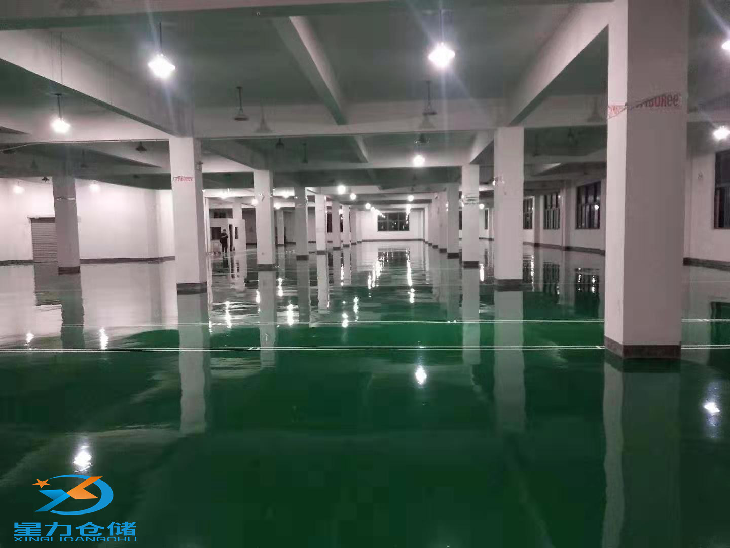 专业托管仓库.jpg